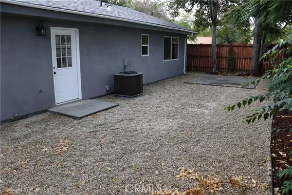 Canoga Park (los Angeles), CA 91303,7419 Alabama Avenue