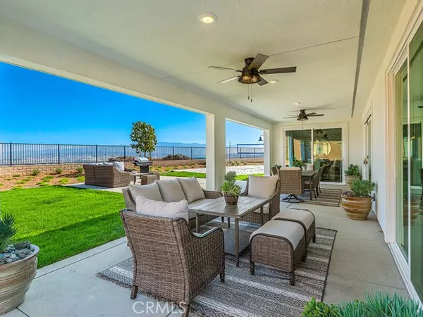 Castaic, CA 91384,30105 Hillside Place