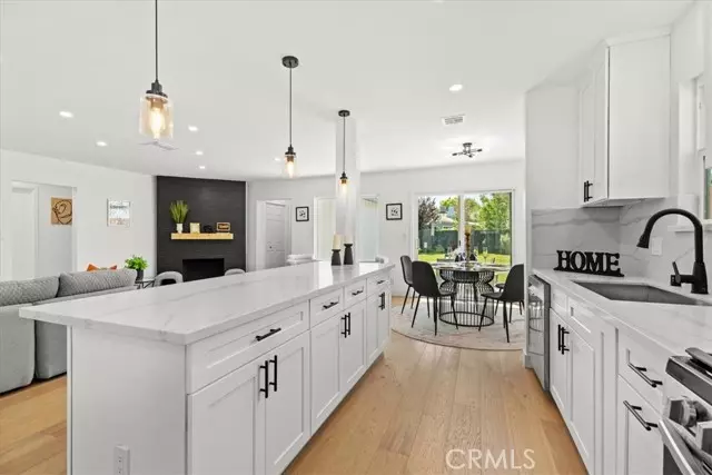 5815 Saloma Avenue, Sherman Oaks, CA 91411