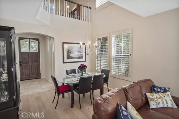 Valencia (santa Clarita), CA 91355,24600 Avignon