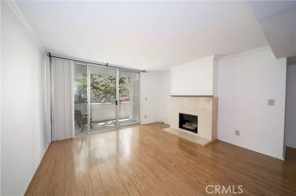 Encino (los Angeles), CA 91316,5325 Newcastle #108