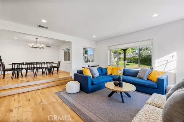 Canyon Country (santa Clarita), CA 91387,16337 Ravenglen Road