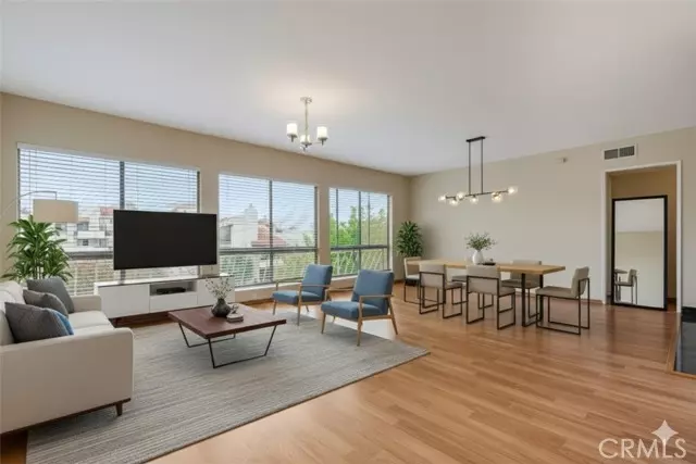 Encino (los Angeles), CA 91316,5250 Zelzah Avenue #12A