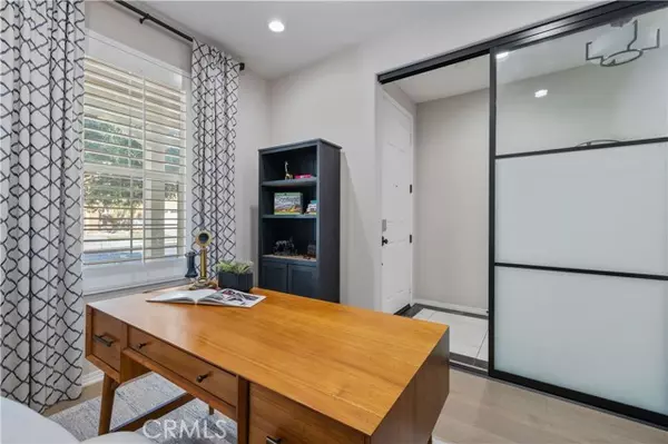 Saugus (santa Clarita), CA 91350,27308 Ellery