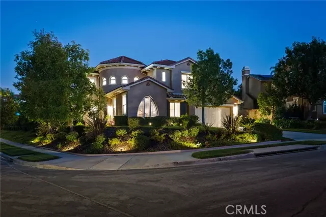 Simi Valley, CA 93065,890 Lindamere