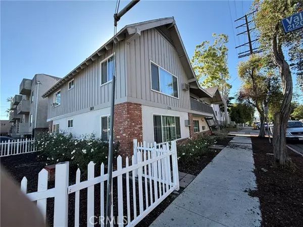 Canoga Park (los Angeles), CA 91303,7356 Eton