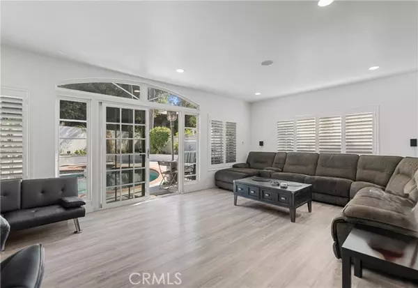 Chatsworth (los Angeles), CA 91311,22041 Kinzie Street