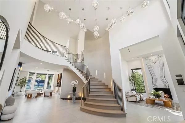 Woodland Hills (los Angeles), CA 91364,20620 Chatsboro Drive