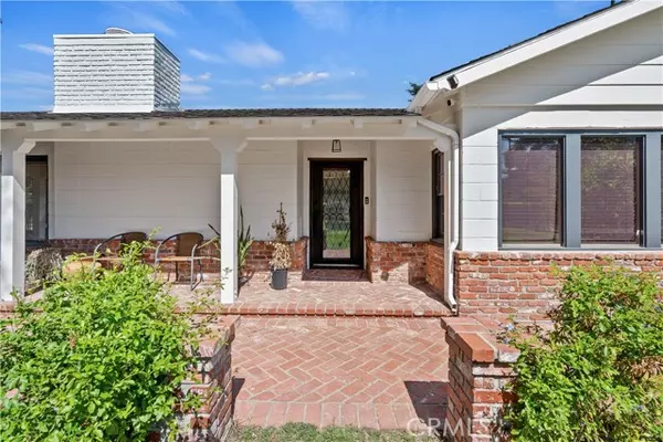 Woodland Hills (los Angeles), CA 91367,23003 Mariano Street