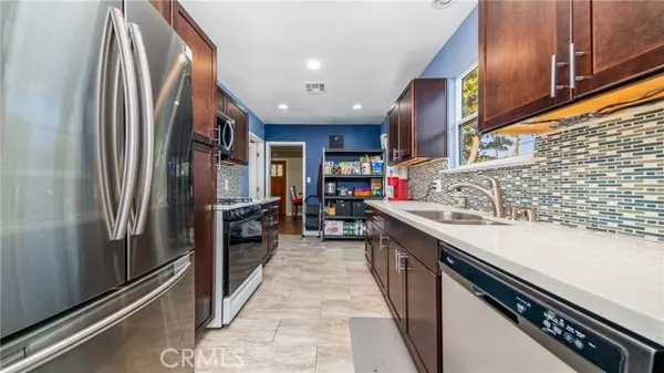 Reseda (los Angeles), CA 91335,7315 Ariel