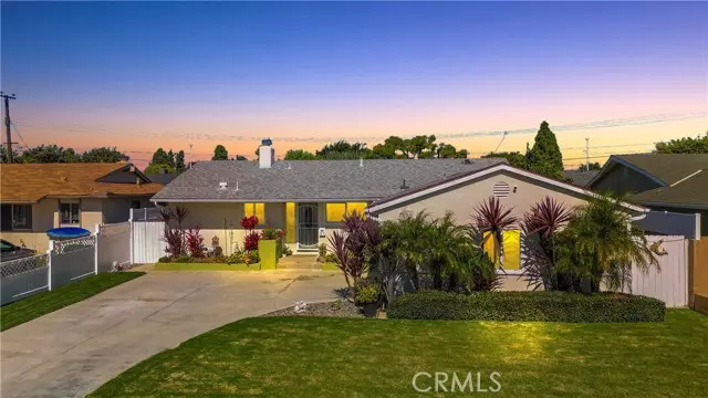 5131 Skylark, Huntington Beach, CA 92649