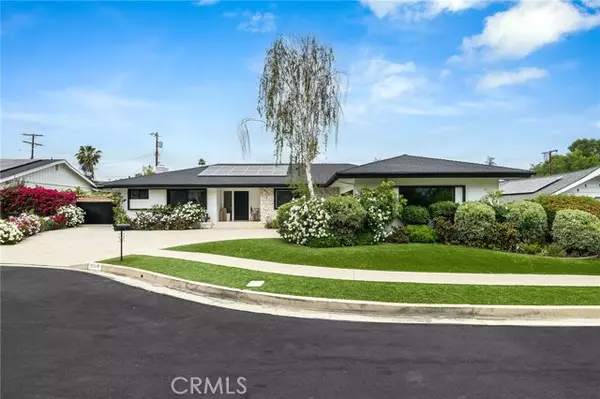 Woodland Hills (los Angeles), CA 91367,23949 Nomar Street