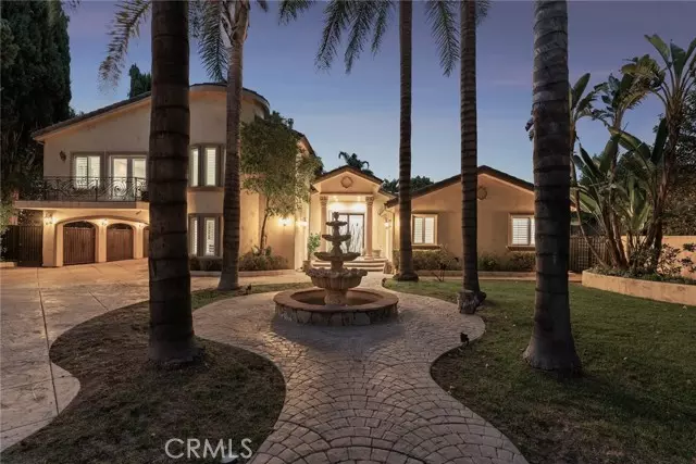 22851 Calvert Street, Woodland Hills (los Angeles), CA 91367