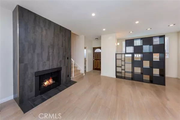 Santa Monica, CA 90403,1125 16th #4