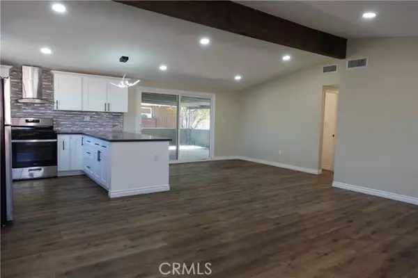 Palmdale, CA 93550,38467 36th