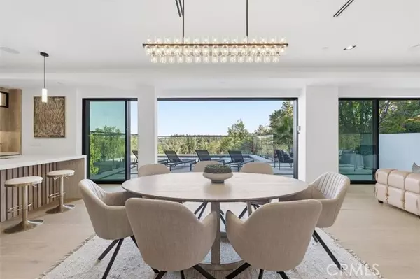 Encino (los Angeles), CA 91436,16800 Oak View