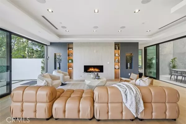 Encino (los Angeles), CA 91436,16800 Oak View