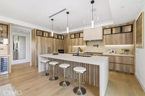 Encino (los Angeles), CA 91436,16800 Oak View