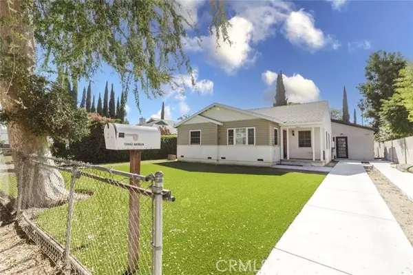 13842 Hamlin Street, Van Nuys (los Angeles), CA 91401