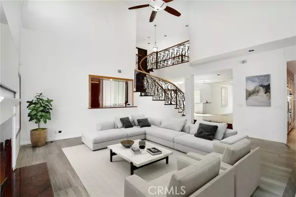 Agoura Hills, CA 91301,6085 Lake Lindero