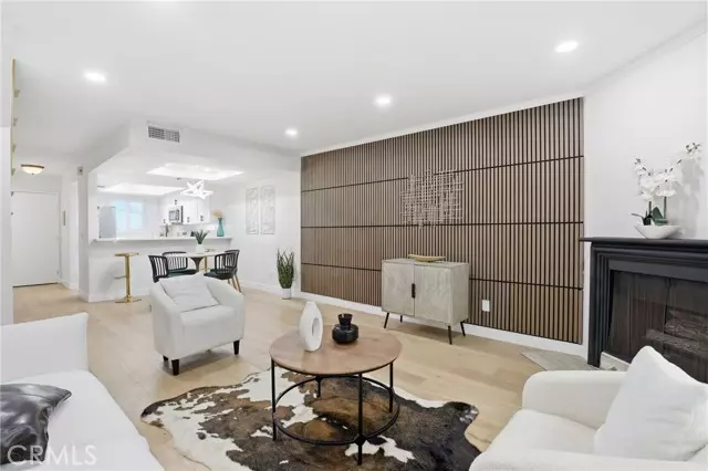 11119 Camarillo #104, North Hollywood (los Angeles), CA 91602