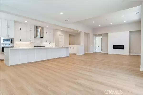 Simi Valley, CA 93063,6548 Canyon Oaks Drive