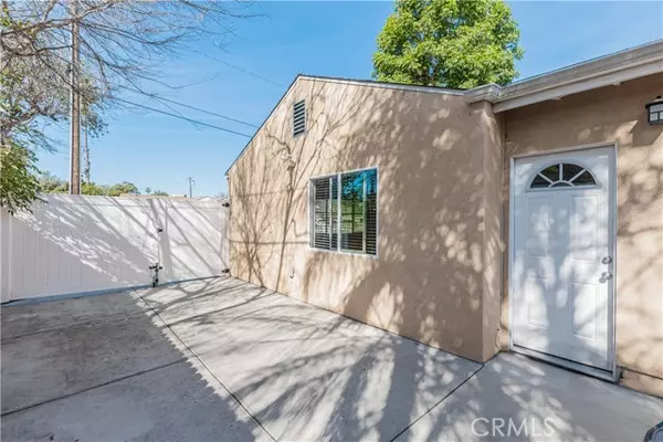 6848 Willis Avenue, Van Nuys (los Angeles), CA 91405