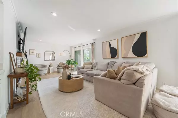 Encino (los Angeles), CA 91316,5440 Lindley #201