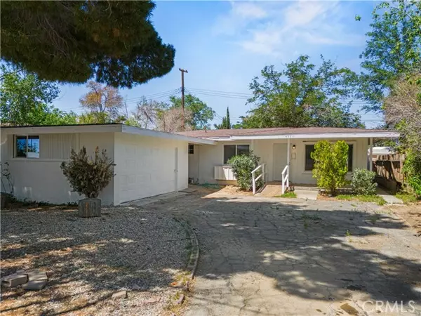 45517 Kingtree Avenue, Lancaster, CA 93534