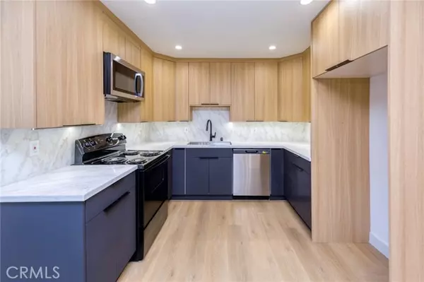 Reseda (los Angeles), CA 91335,7510 Etiwanda Avenue