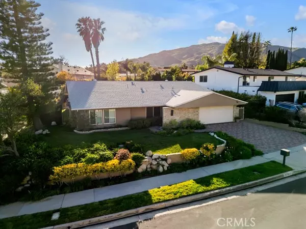 13123 Whistler Avenue, Granada Hills (los Angeles), CA 91344