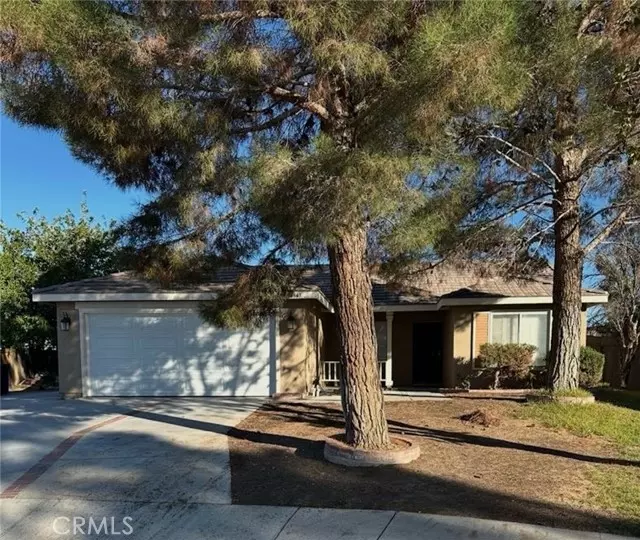 Adelanto, CA 92301,14343 Duke Court