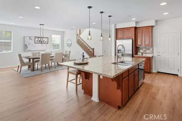 Valencia (santa Clarita), CA 91354,24509 Rosette Lane