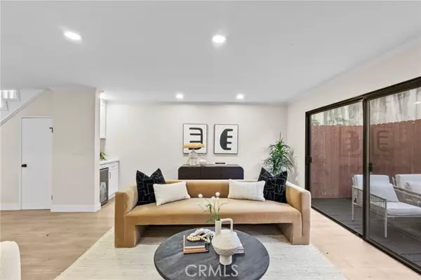 Santa Monica, CA 90404,1807 10th #4