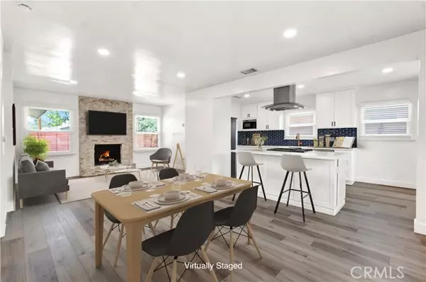 Los Angeles, CA 91406,7517 Louise Avenue