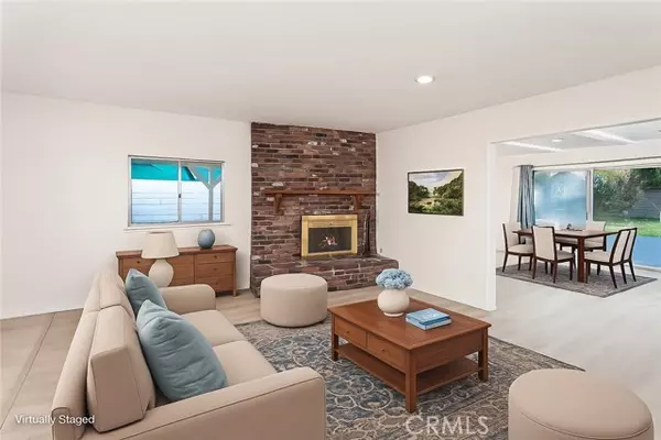 West Hills (los Angeles), CA 91304,22022 Malden