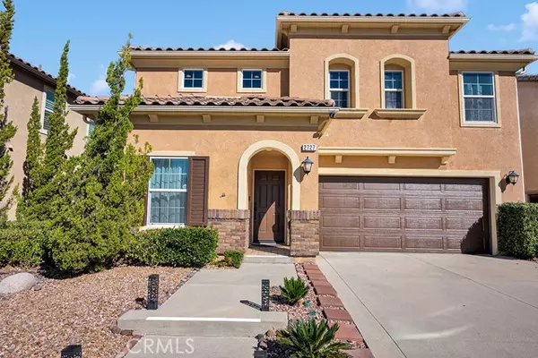 Palmdale, CA 93551,2727 Goldenrain Street