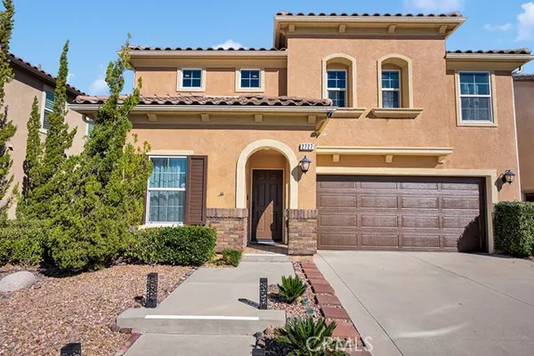 Palmdale, CA 93551,2727 Goldenrain Street