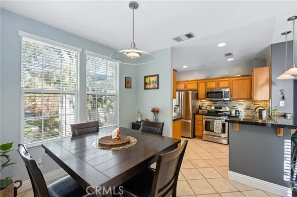 Valencia (santa Clarita), CA 91355,24120 Victoria #47