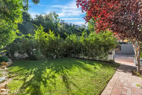 Woodland Hills (los Angeles), CA 91364,4267 Canoga Avenue