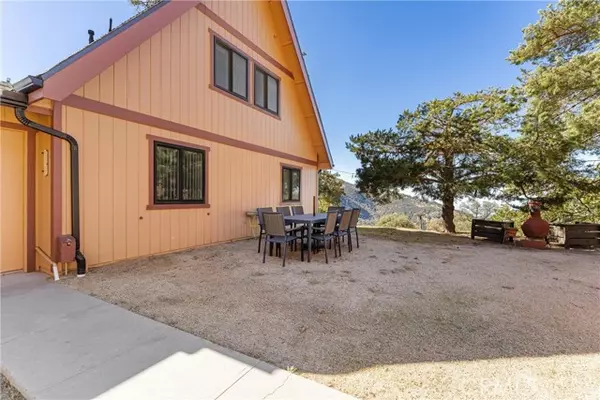 30320 Rollingoak, Tehachapi, CA 93561