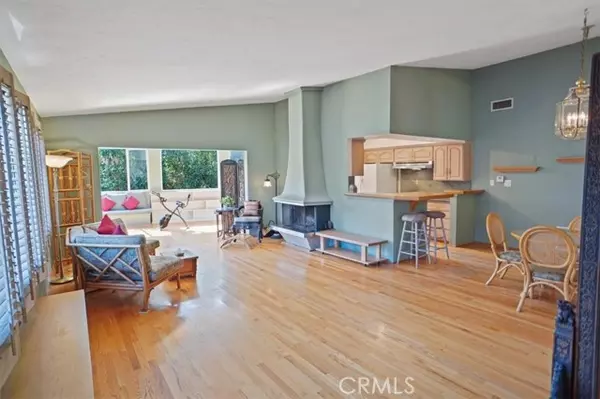 Glendale, CA 91201,1548 Riverside #G