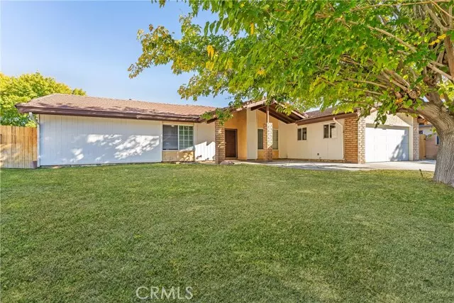 Lancaster, CA 93536,44170 Halcom