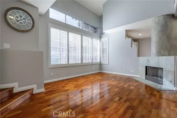 Canoga Park (los Angeles), CA 91303,7325 Vassar