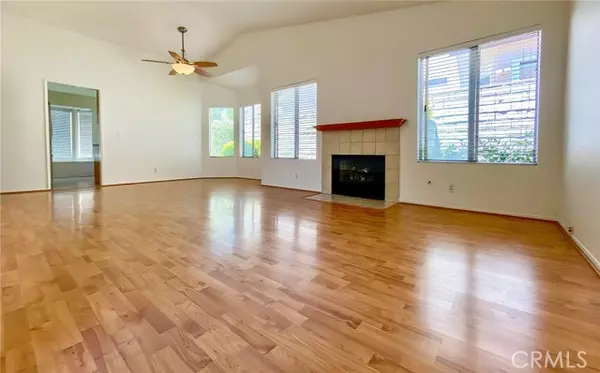 Saugus (santa Clarita), CA 91390,22839 Banyan #334