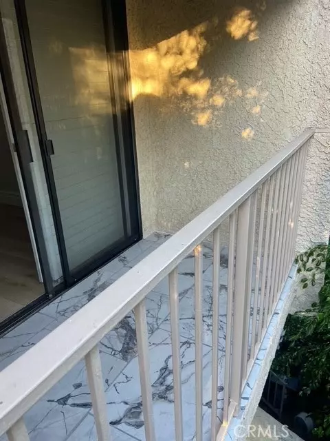 Tarzana (los Angeles), CA 91356,5727 ETIWANDA #3