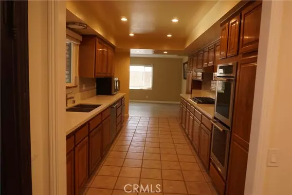 Reseda (los Angeles), CA 91335,7543 Enfield