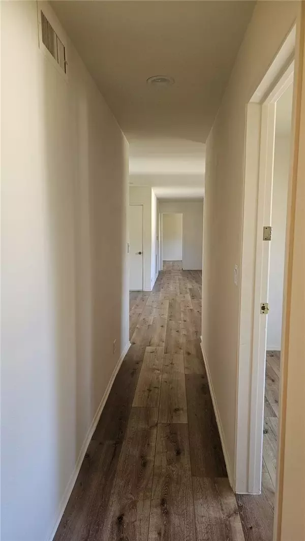 Calabasas, CA 91302,3548 Gladiola #A