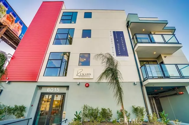 Van Nuys (los Angeles), CA 91401,6015 Woodman Avenue #301