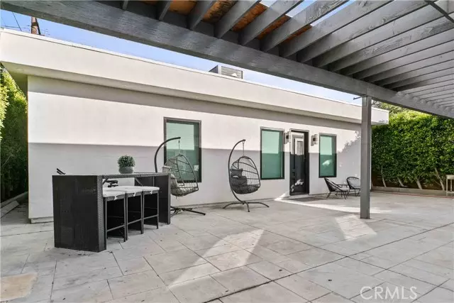 Burbank, CA 91505,1918 N Maple